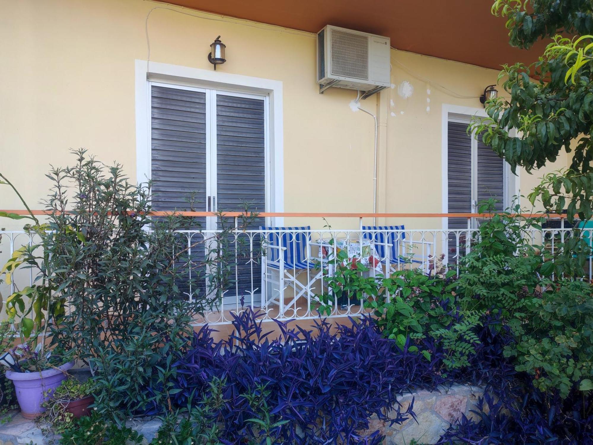 Mema'S Tranquil Studio In Patra - Free Parking Exterior foto